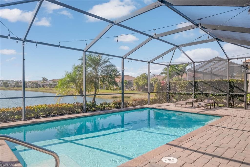 9384 Glenforest Dr, Naples, FL 34120-3