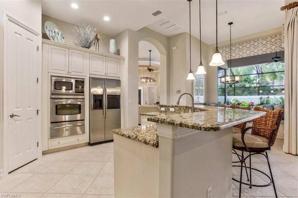8958 Shenendoah Cir, Naples, FL 34113-13