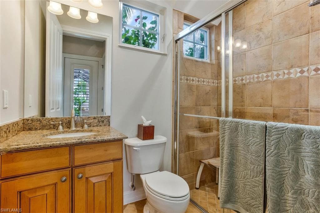 8958 Shenendoah Cir, Naples, FL 34113-27