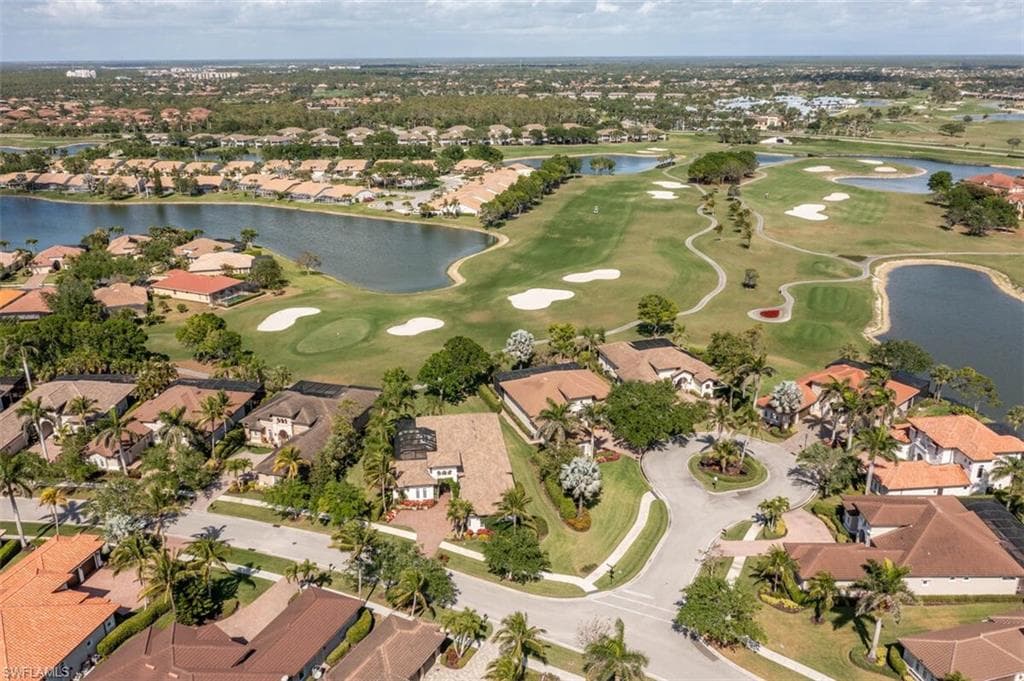 8958 Shenendoah Cir, Naples, FL 34113-35