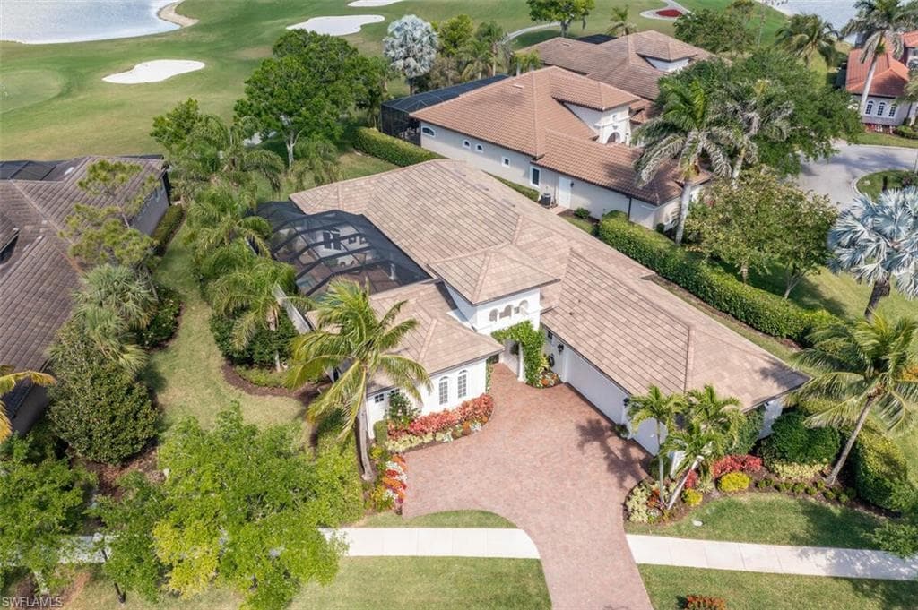 8958 Shenendoah Cir, Naples, FL 34113-38