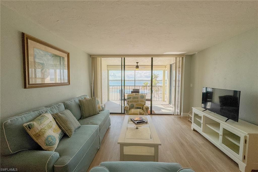 8400 Estero Blvd 203, Fort Myers Beach, FL 33931-10