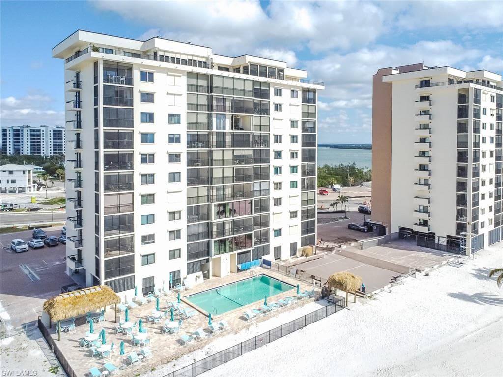 8400 Estero Blvd 203, Fort Myers Beach, FL 33931-31