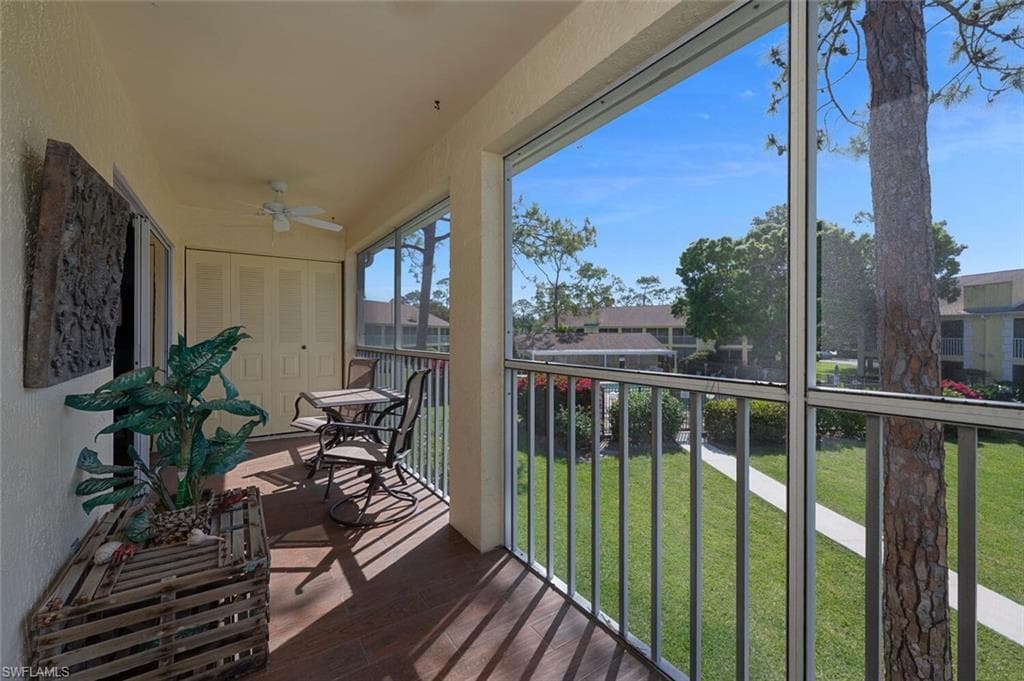 2670 Kings Lake Blvd 7-204, Naples, FL 34112-15