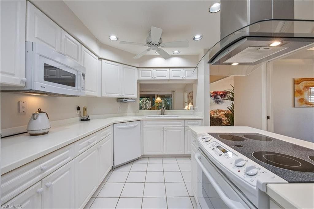 203 Via Perignon 2-4, Naples, FL 34119-12