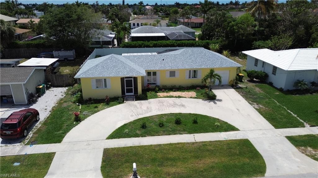 1169 Fourwinds Ave, Marco Island, FL 34145-14