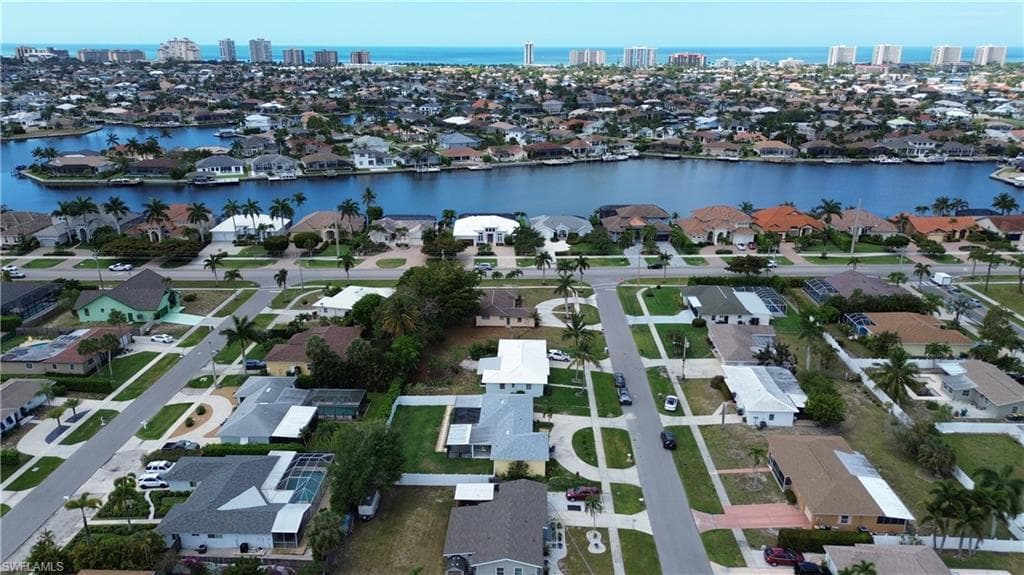 1169 Fourwinds Ave, Marco Island, FL 34145-18