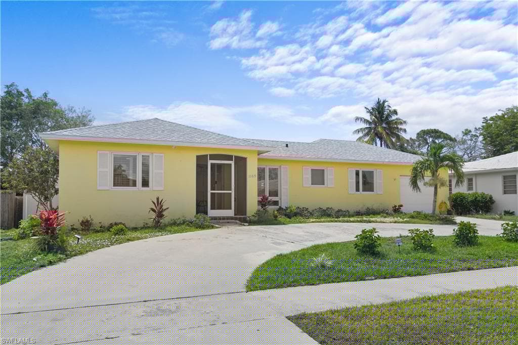 1169 Fourwinds Ave, Marco Island, FL 34145-2