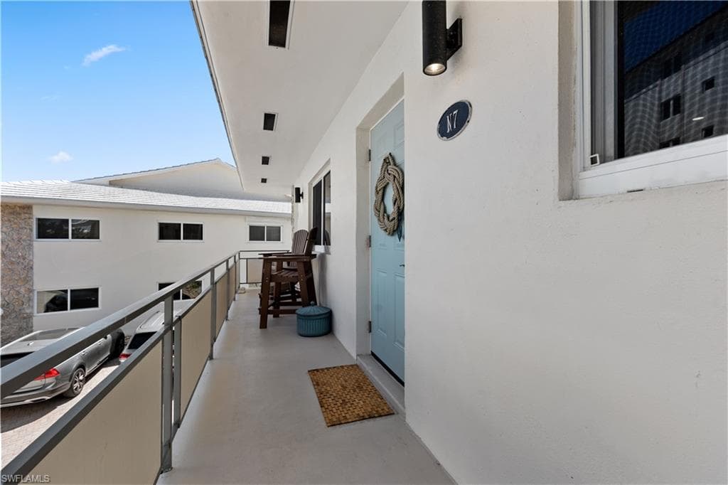 2500 Gulf Shore Blvd N N7, Naples, FL 34103-20