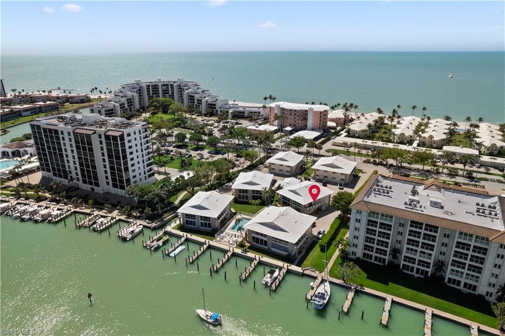 2500 Gulf Shore Blvd N N7, Naples, FL 34103-1