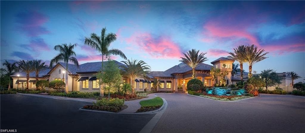 9071 Albion Ln N 5703, Naples, FL 34113-27