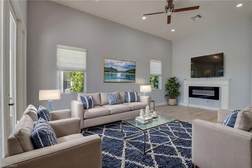 1696 Sarazen Pl, Naples, FL 34120-10