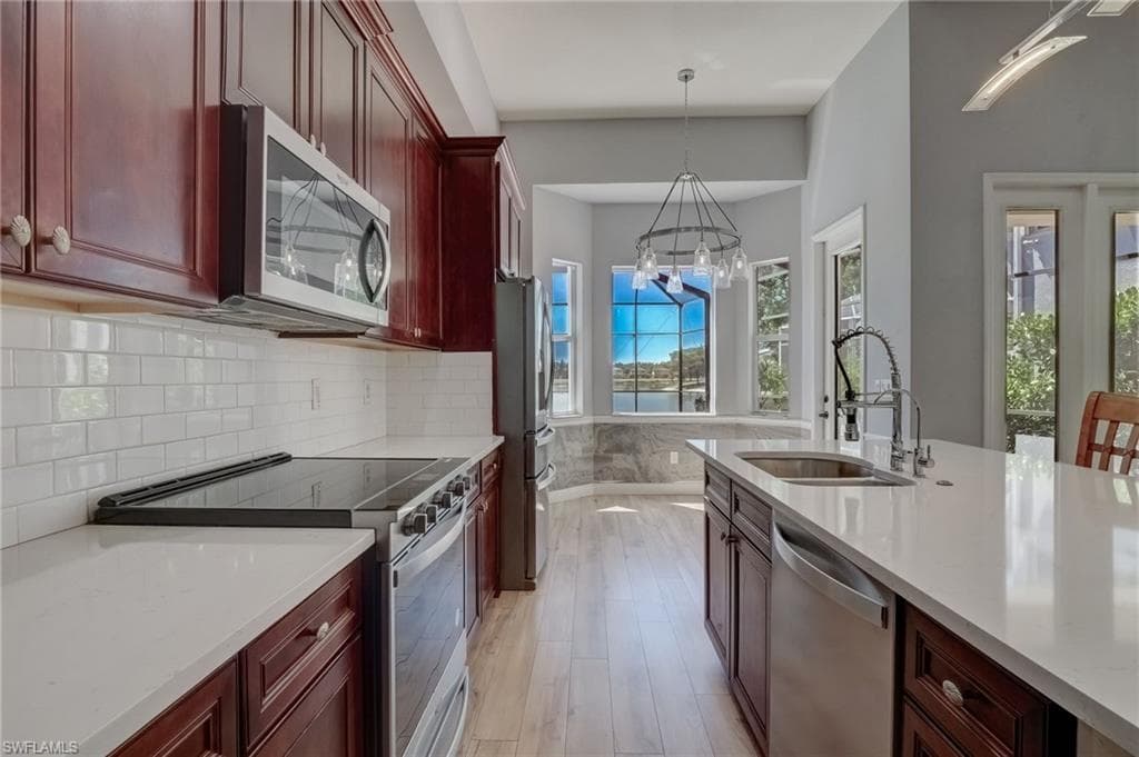 1696 Sarazen Pl, Naples, FL 34120-18