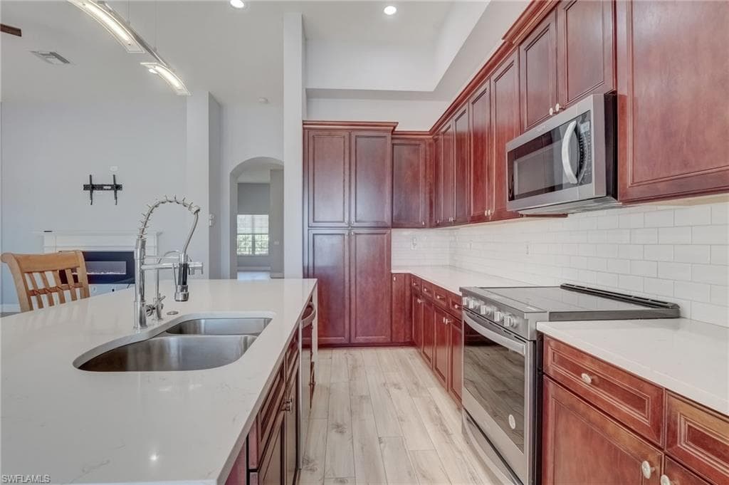 1696 Sarazen Pl, Naples, FL 34120-20