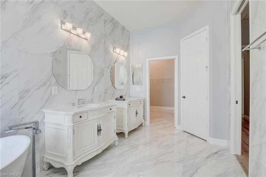 1696 Sarazen Pl, Naples, FL 34120-27