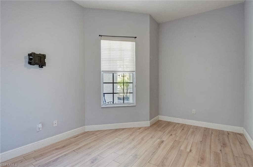 1696 Sarazen Pl, Naples, FL 34120-29