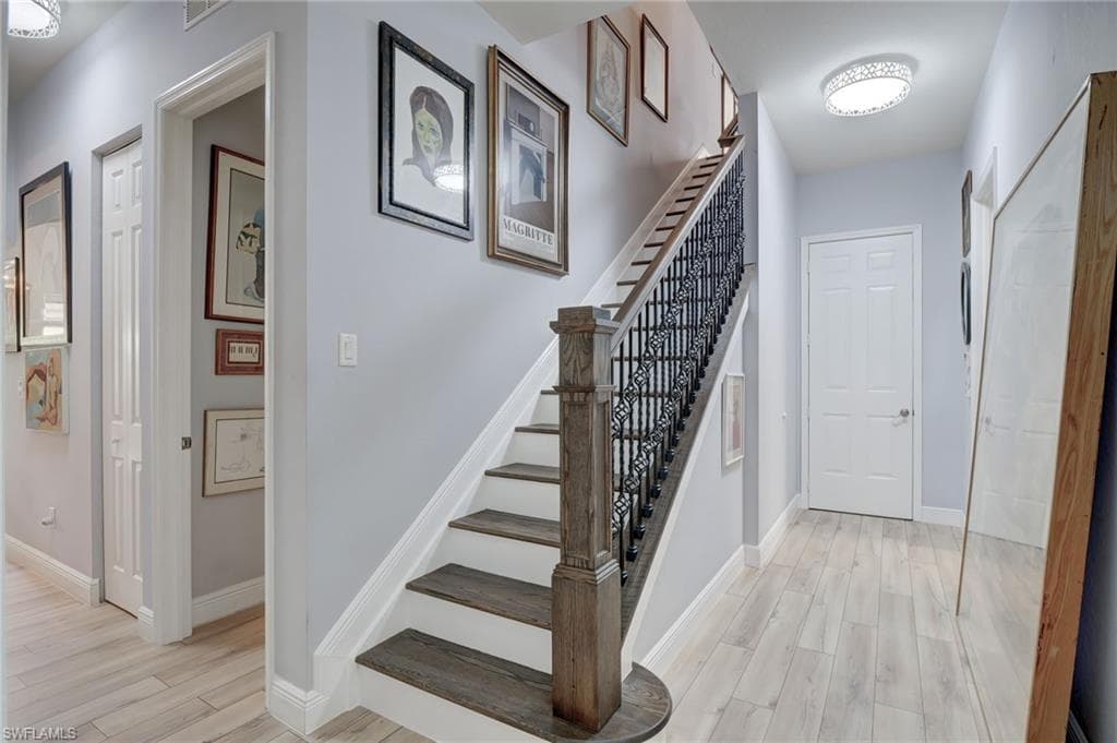 1696 Sarazen Pl, Naples, FL 34120-36