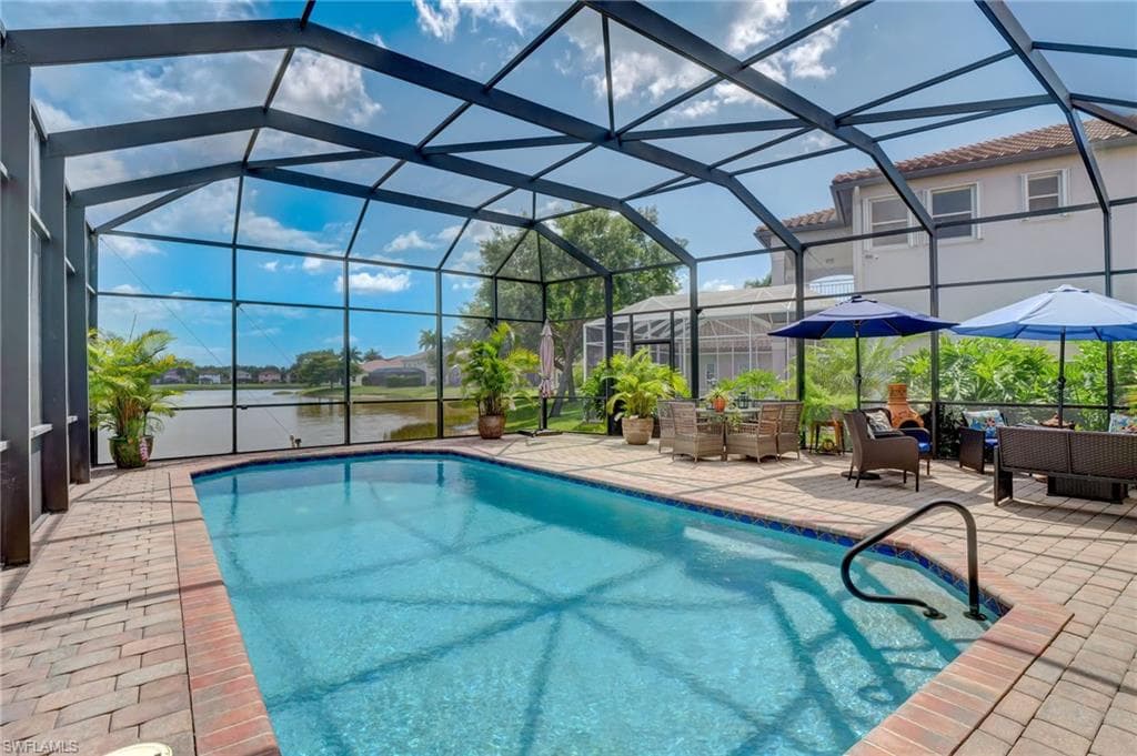 1696 Sarazen Pl, Naples, FL 34120-3