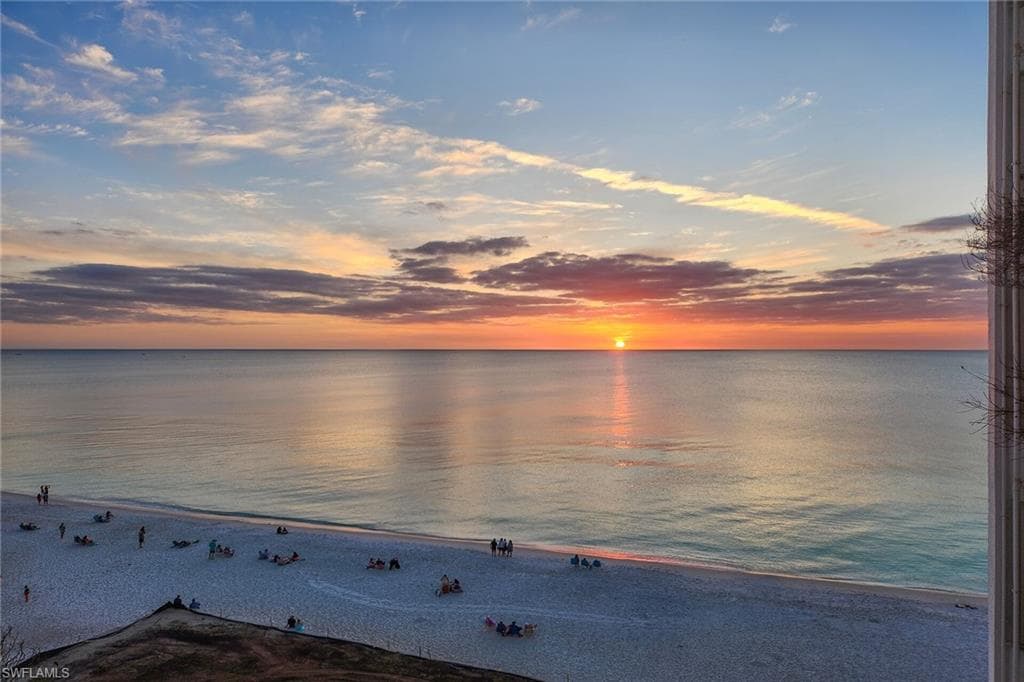 3951 Gulf Shore Blvd N 601, Naples, FL 34103-32