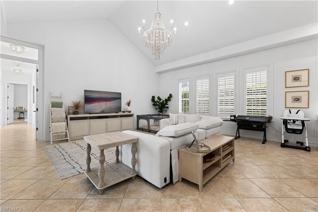 505 Harbour Dr, Naples, FL 34103-10
