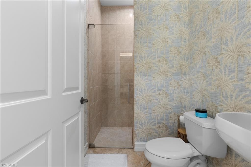 505 Harbour Dr, Naples, FL 34103-26
