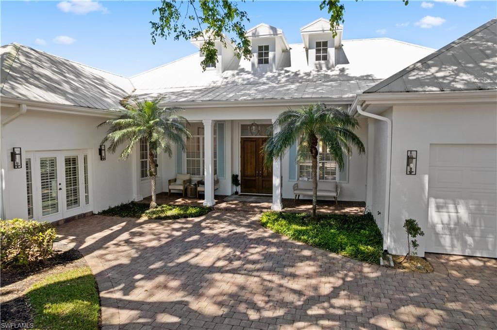 505 Harbour Dr, Naples, FL 34103-35