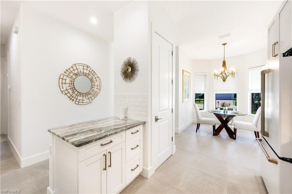 2669 Linda Dr, Naples, FL 34112-21