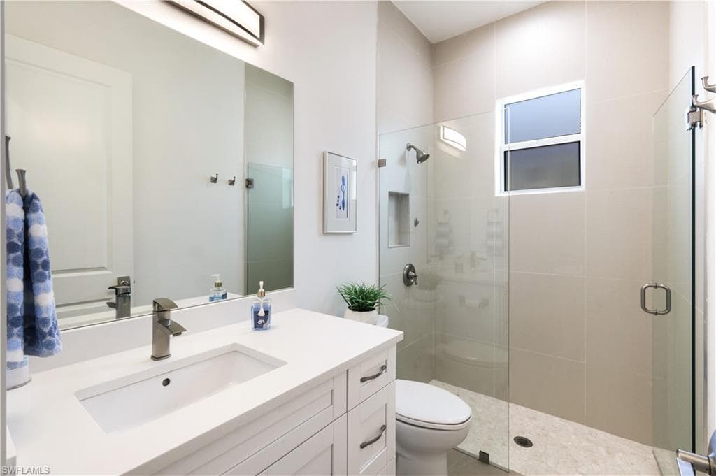 2669 Linda Dr, Naples, FL 34112-26