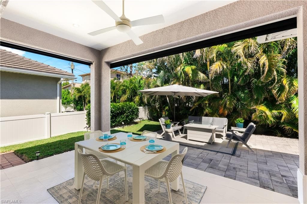 2669 Linda Dr, Naples, FL 34112-31