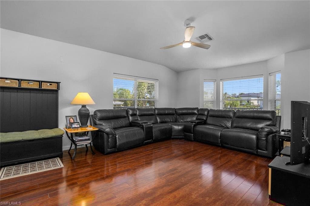7749 Victoria Cove Ct, Fort Myers, FL 33908-13