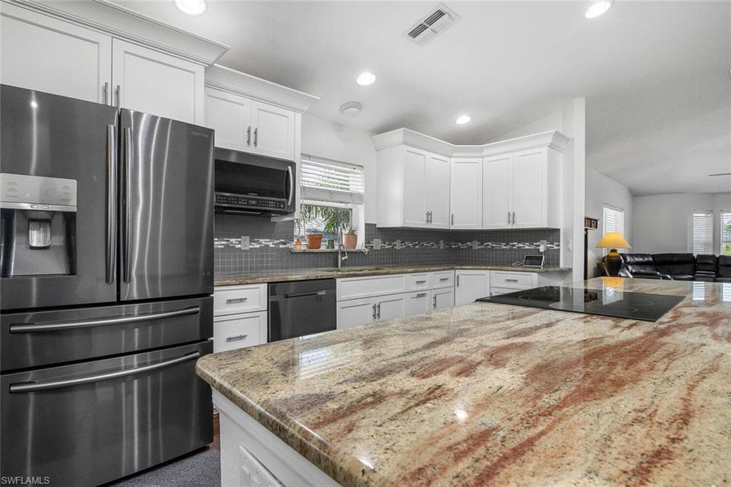 7749 Victoria Cove Ct, Fort Myers, FL 33908-1