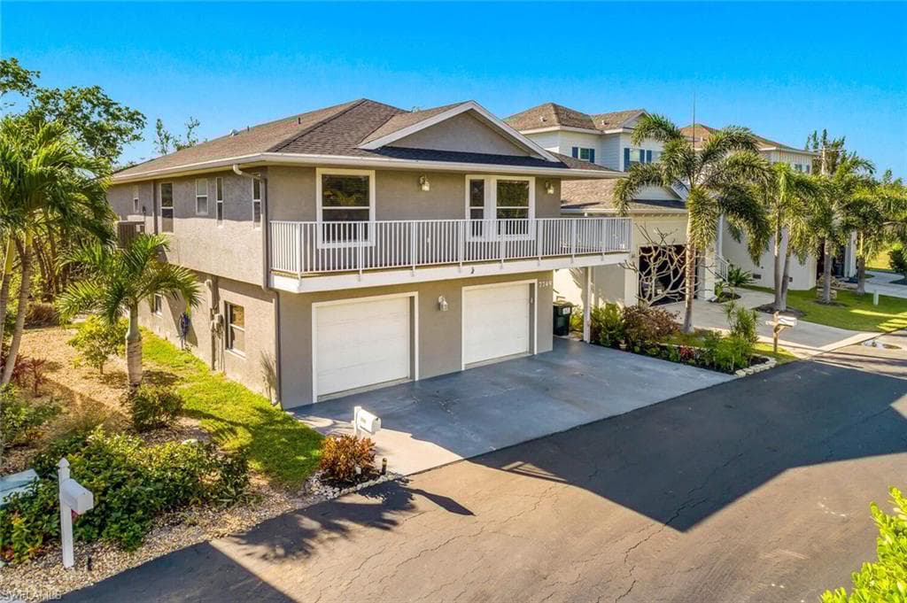 7749 Victoria Cove Ct, Fort Myers, FL 33908-50