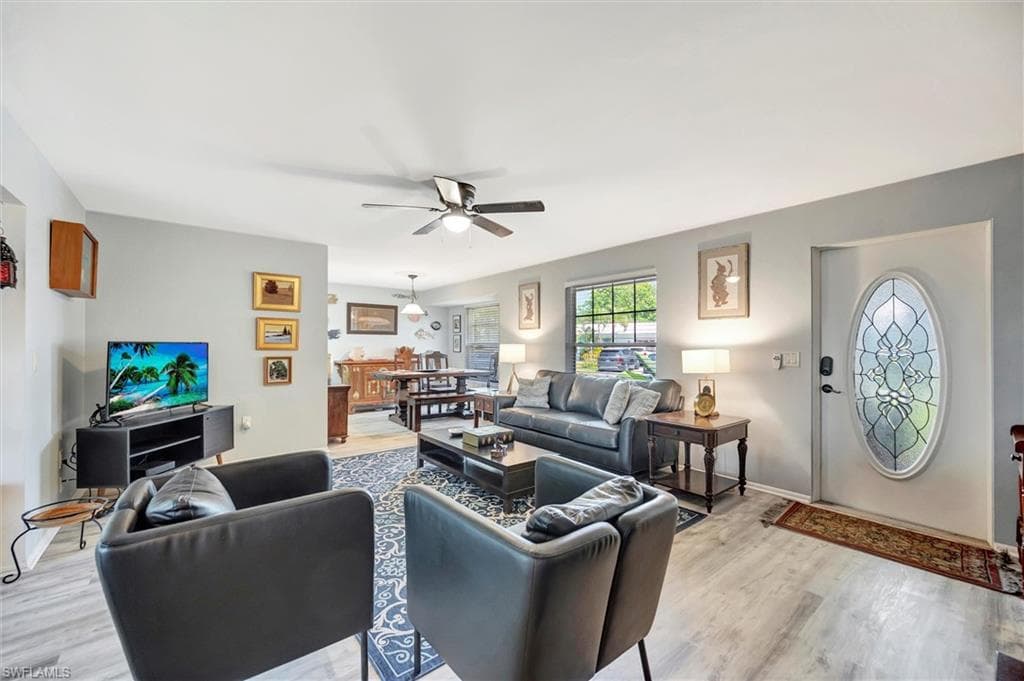 62 Lanai Cir 62, Naples, FL 34112-4