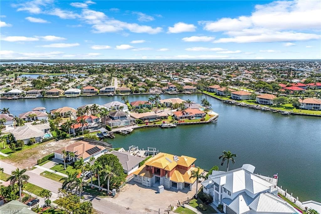 239 Bass Ct, Marco Island, FL 34145-3