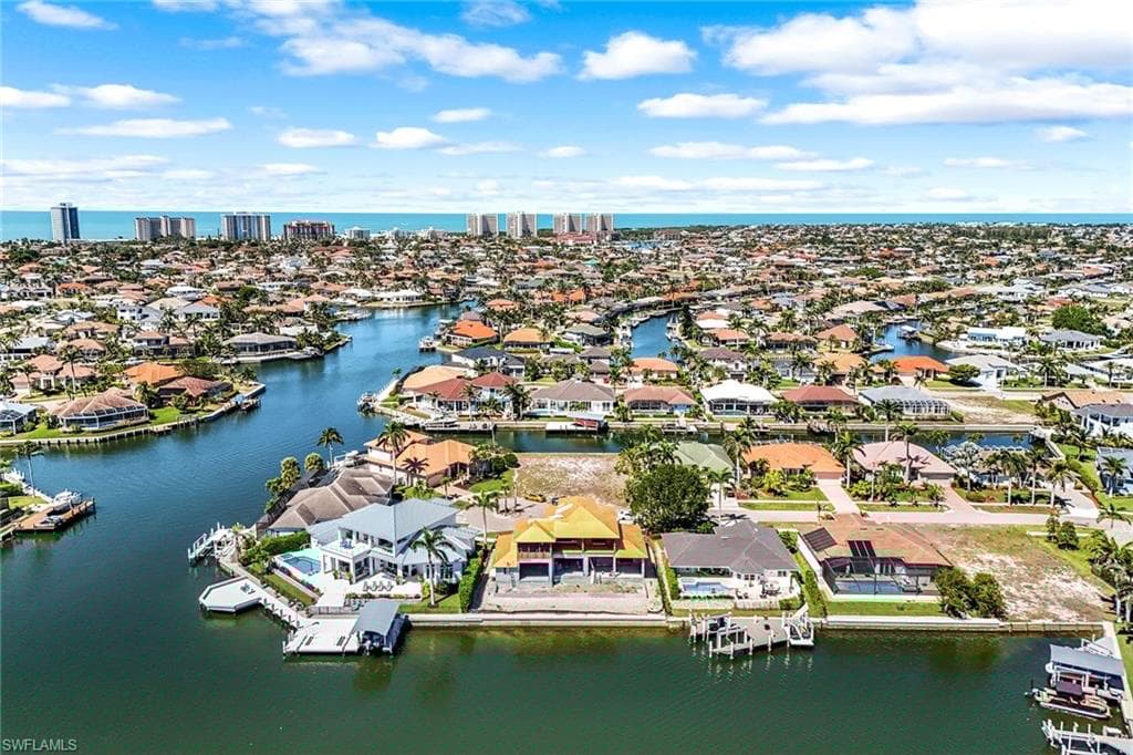 239 Bass Ct, Marco Island, FL 34145-5