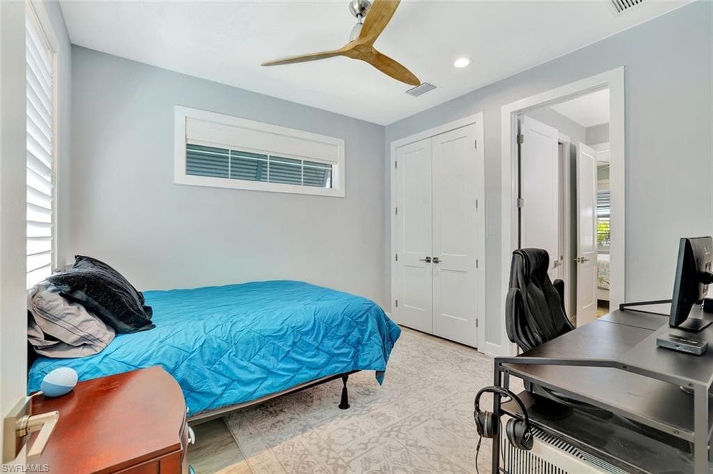 1951 Sheffield Ave, Marco Island, FL 34145-25