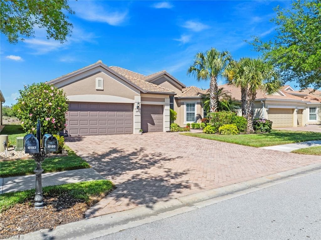 6189 Victory Dr, Ave Maria, FL 34142-4