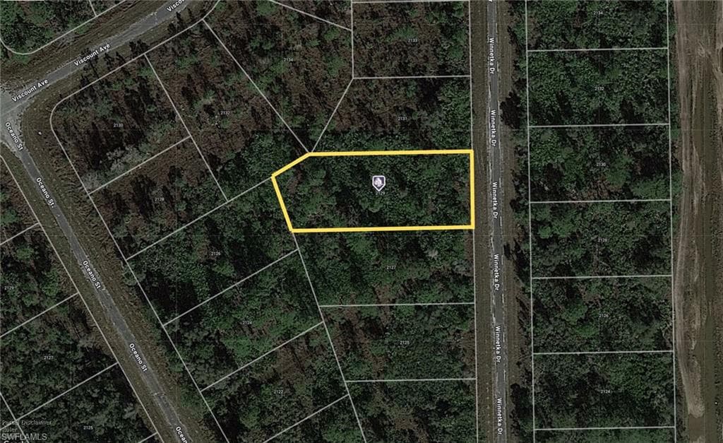 2129 Winnetka Dr, Lehigh Acres, FL 33972-1