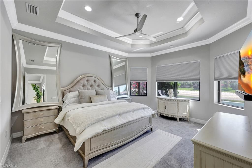 4318 Aurora St, Naples, FL 34119-18