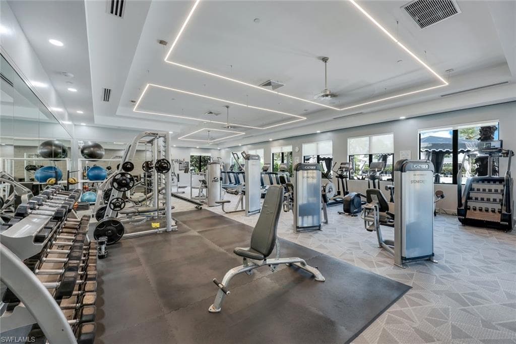 4318 Aurora St, Naples, FL 34119-35
