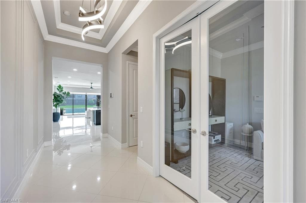 4318 Aurora St, Naples, FL 34119-6