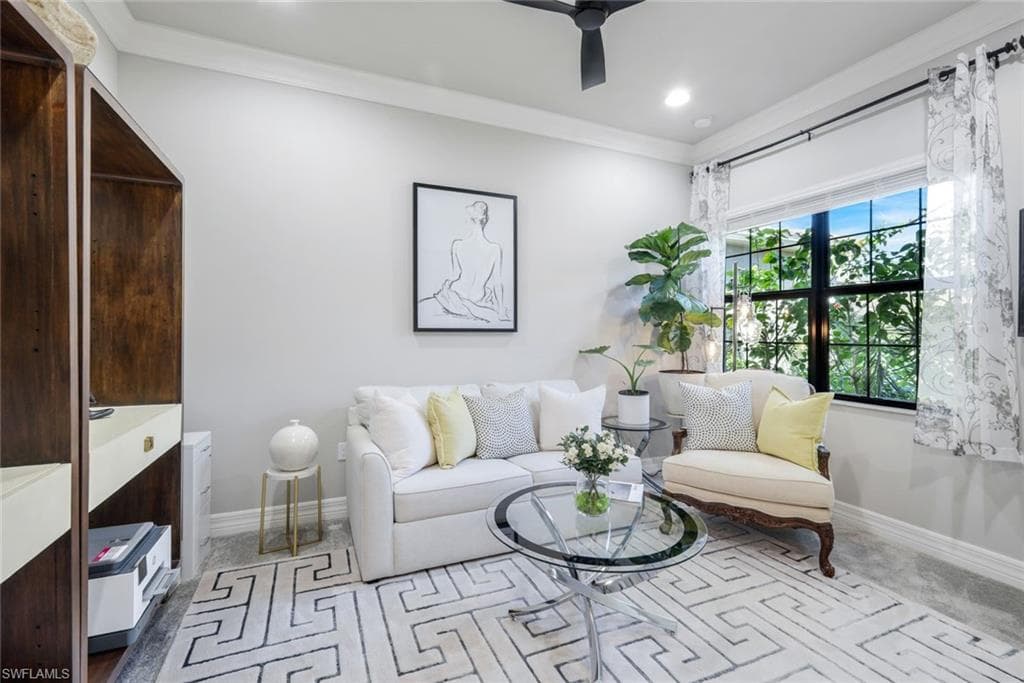 4318 Aurora St, Naples, FL 34119-8