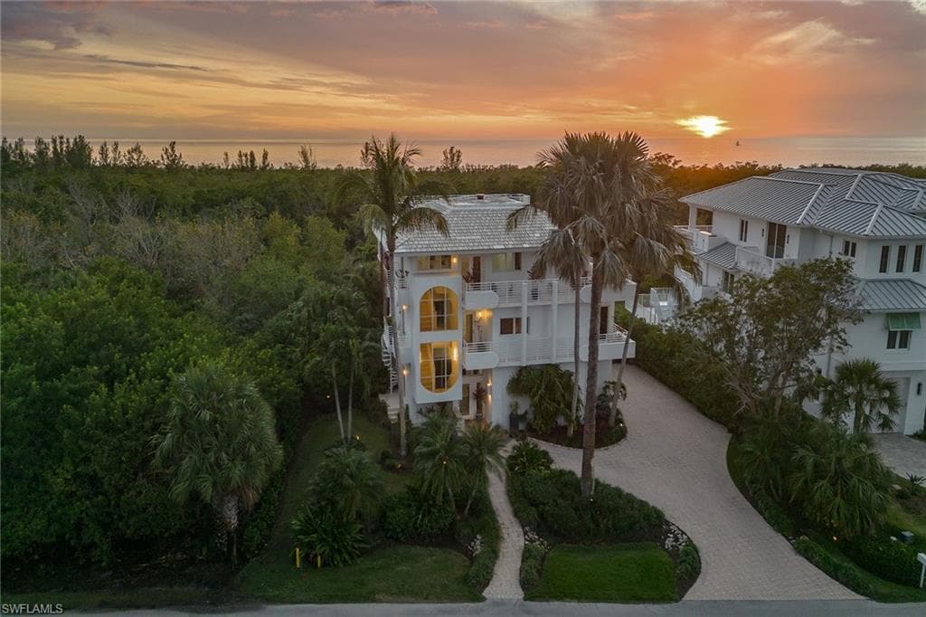 616 Waterside Dr, Marco Island, FL 34145-1842-1