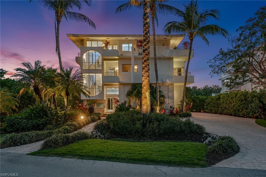 616 Waterside Dr, Marco Island, FL 34145-1842-3