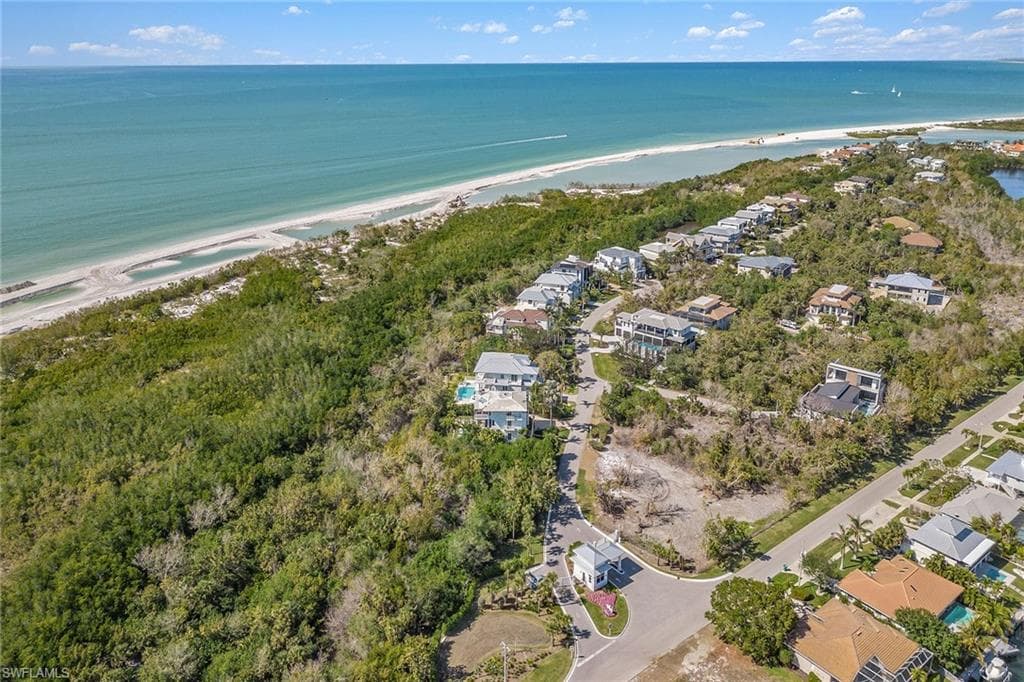 616 Waterside Dr, Marco Island, FL 34145-1842-47
