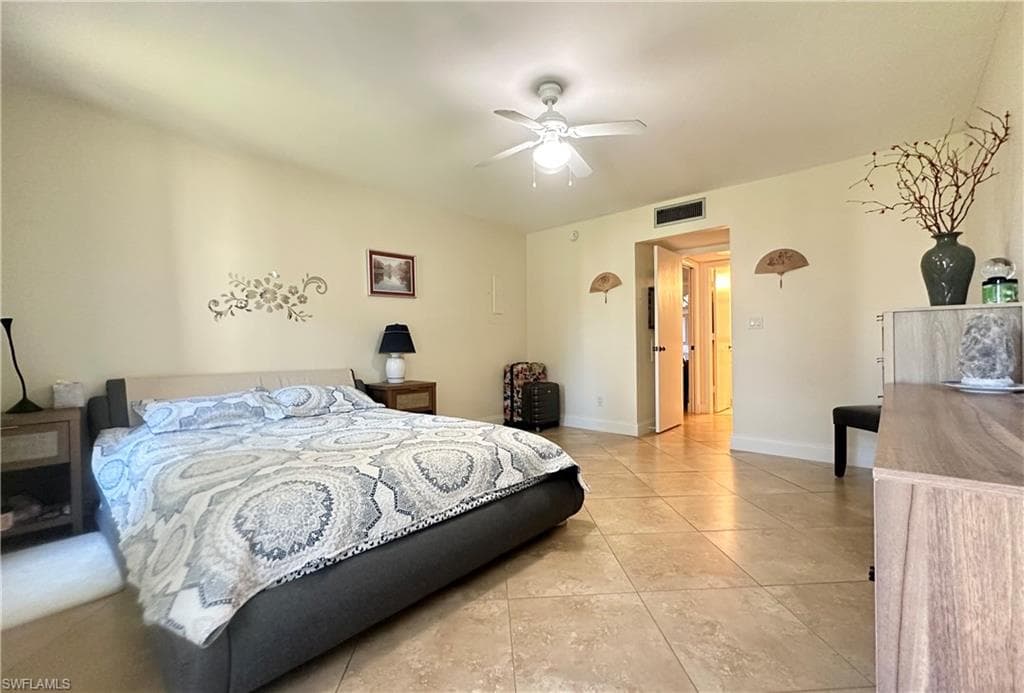 1718 Bald Eagle Dr 513b, Naples, FL 34105-12