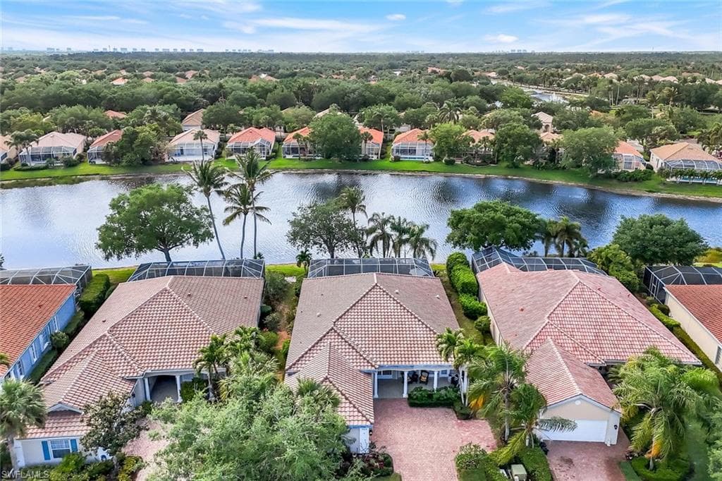2904 Hatteras Way, Naples, FL 34119-39