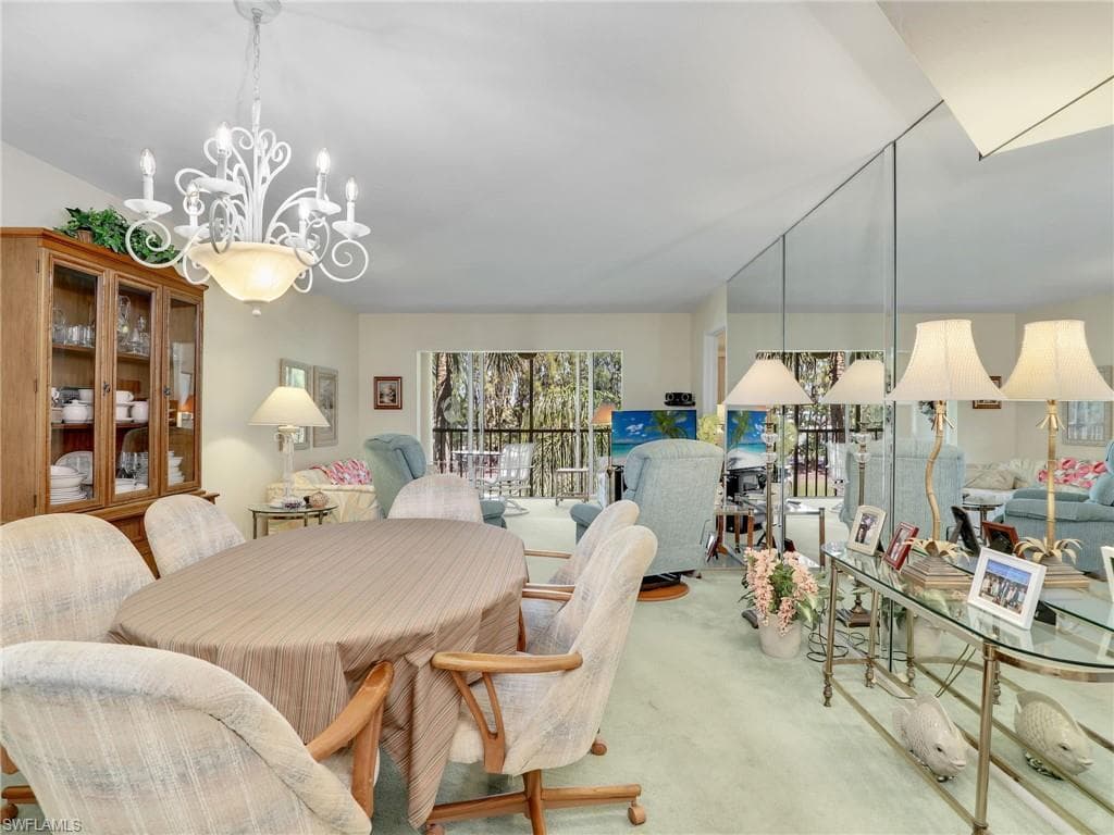 499 Forest Lakes Blvd 308, Naples, FL 34105-9