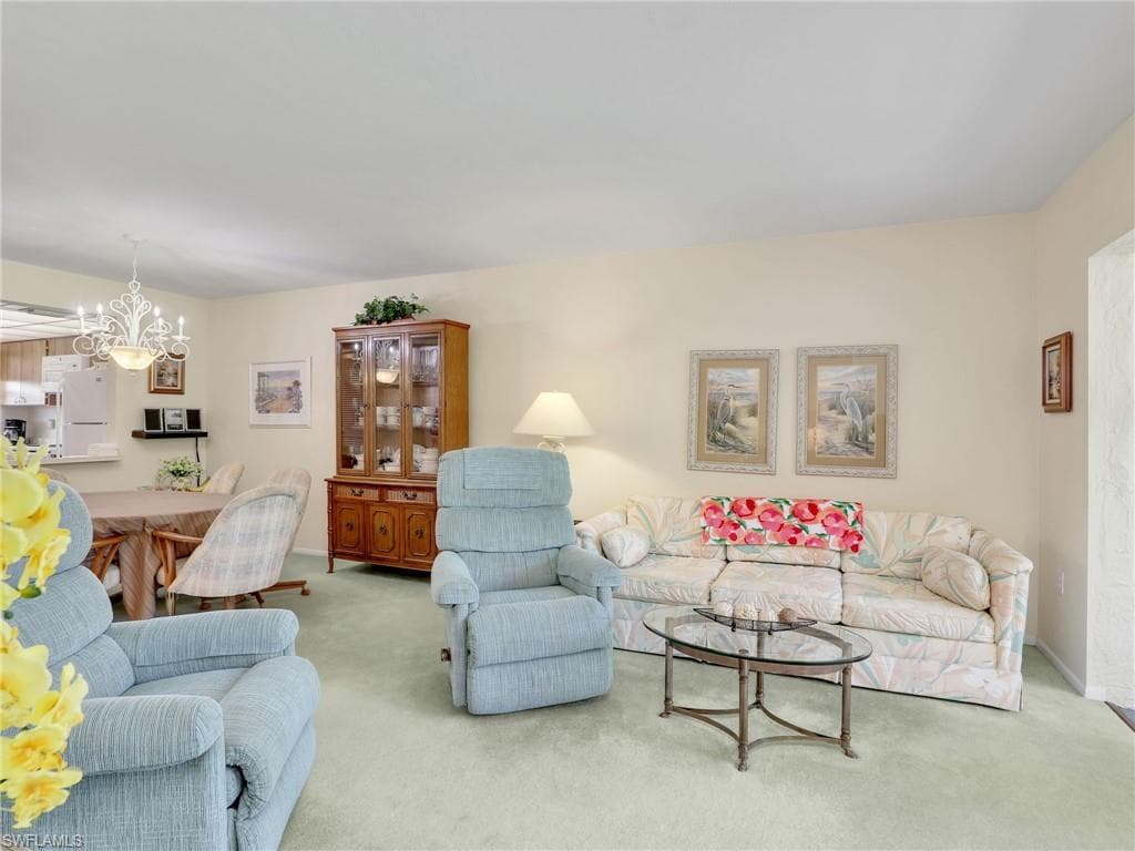 499 Forest Lakes Blvd 308, Naples, FL 34105-14