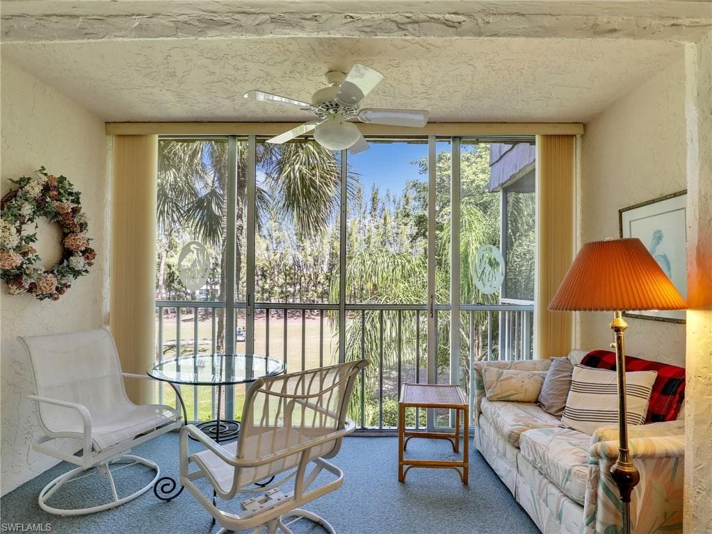 499 Forest Lakes Blvd 308, Naples, FL 34105-15